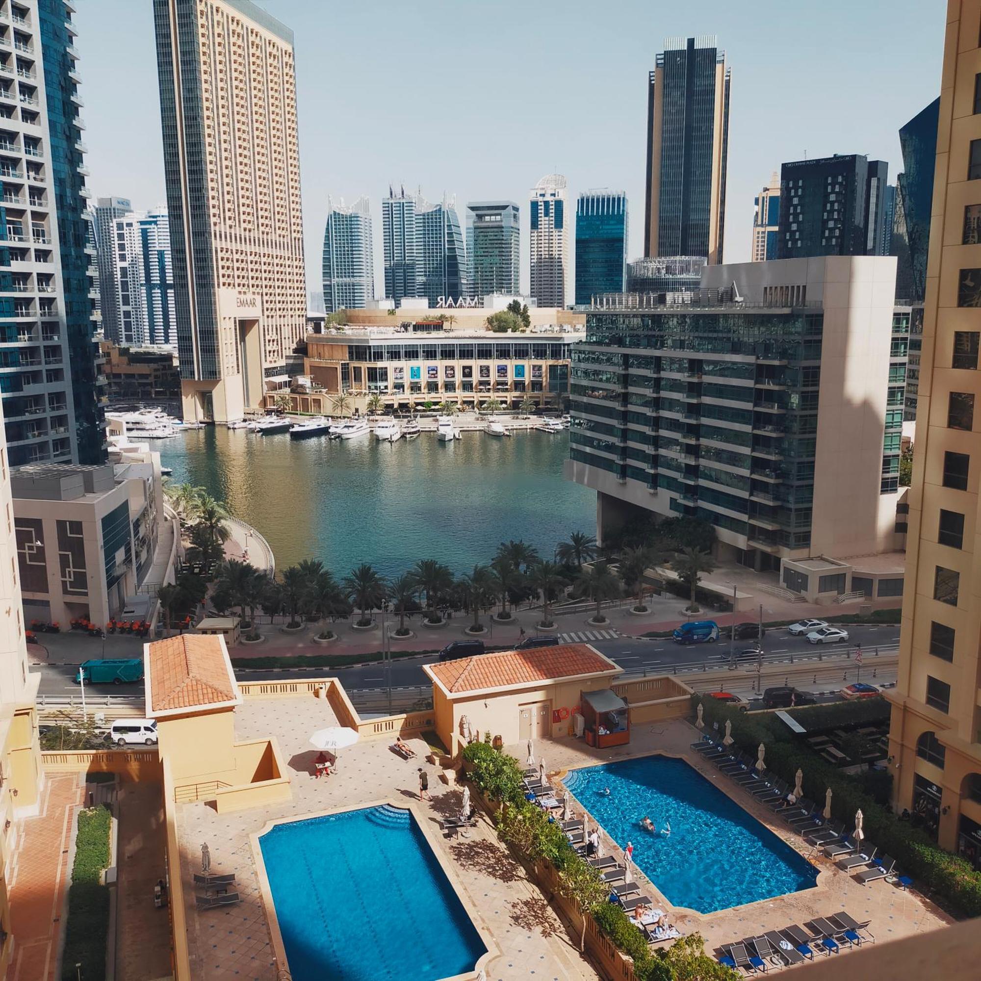 Sea La Vie Hostel Dubai Exterior foto