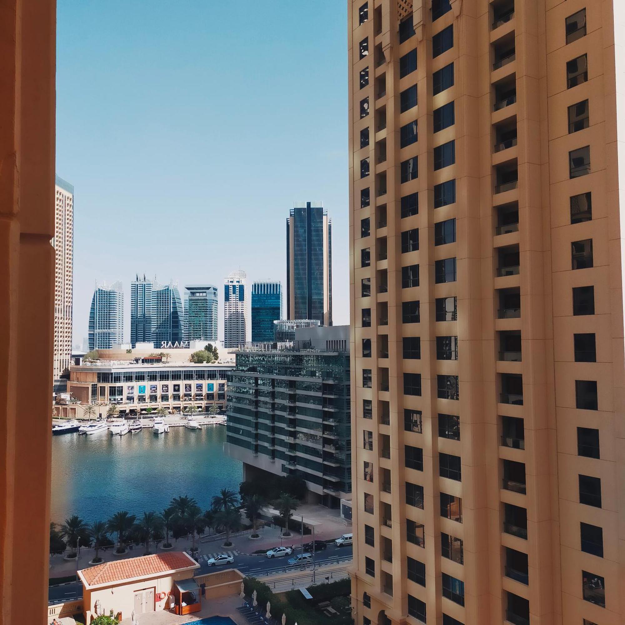 Sea La Vie Hostel Dubai Exterior foto